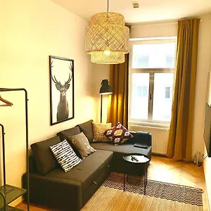  Apartment Contemporary - By Nahuen