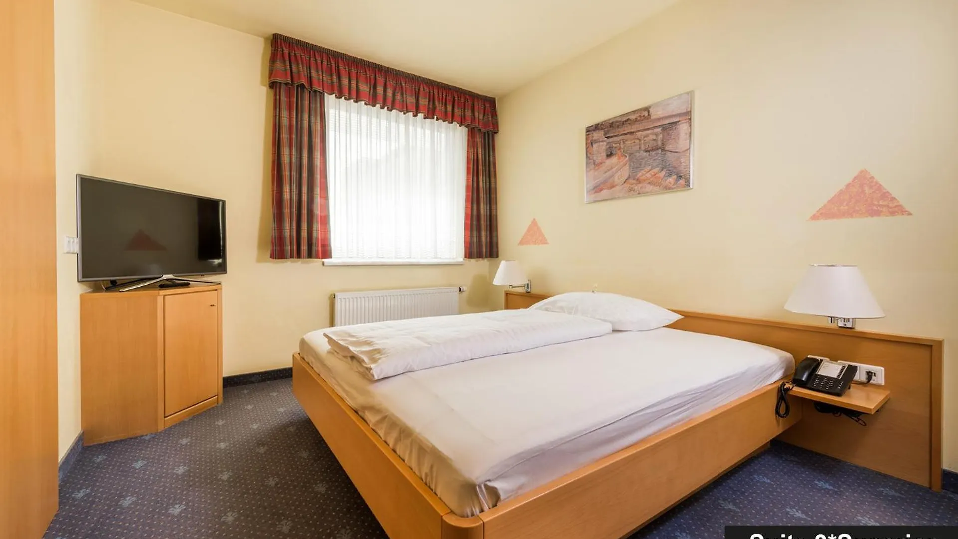Novapark Flugzeughotel Graz 3*,  Austria