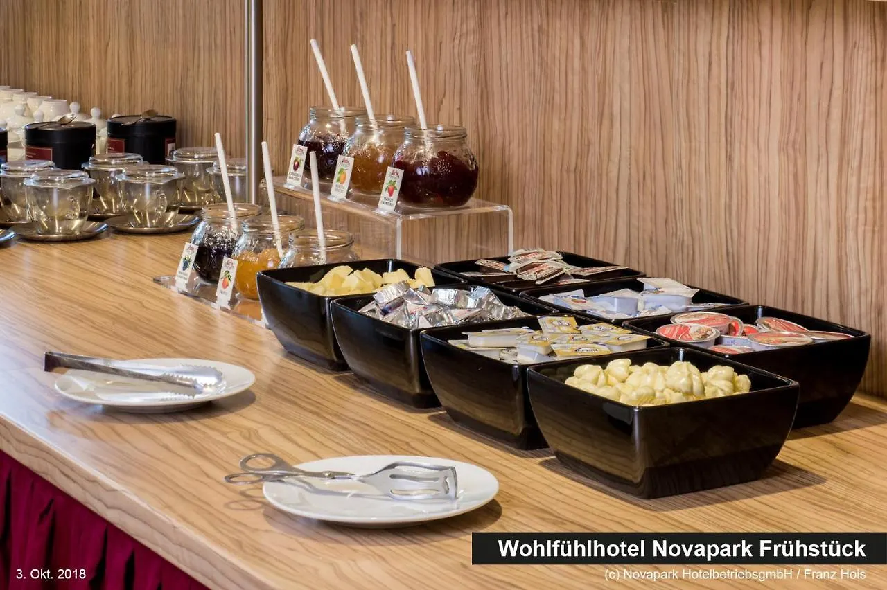 Novapark Flugzeughotel Graz Austria