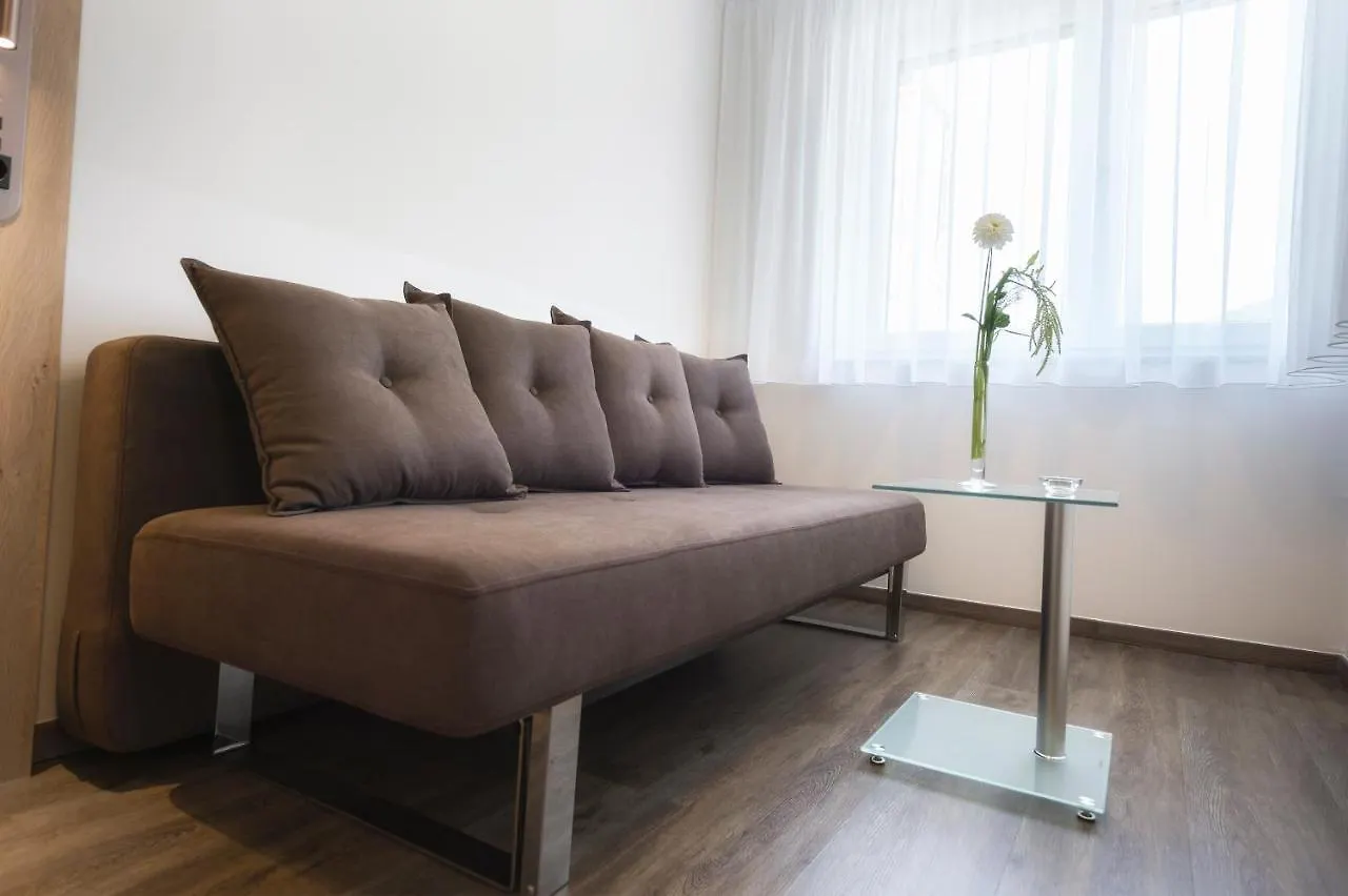 Hotel Novapark Flugzeughotel Graz