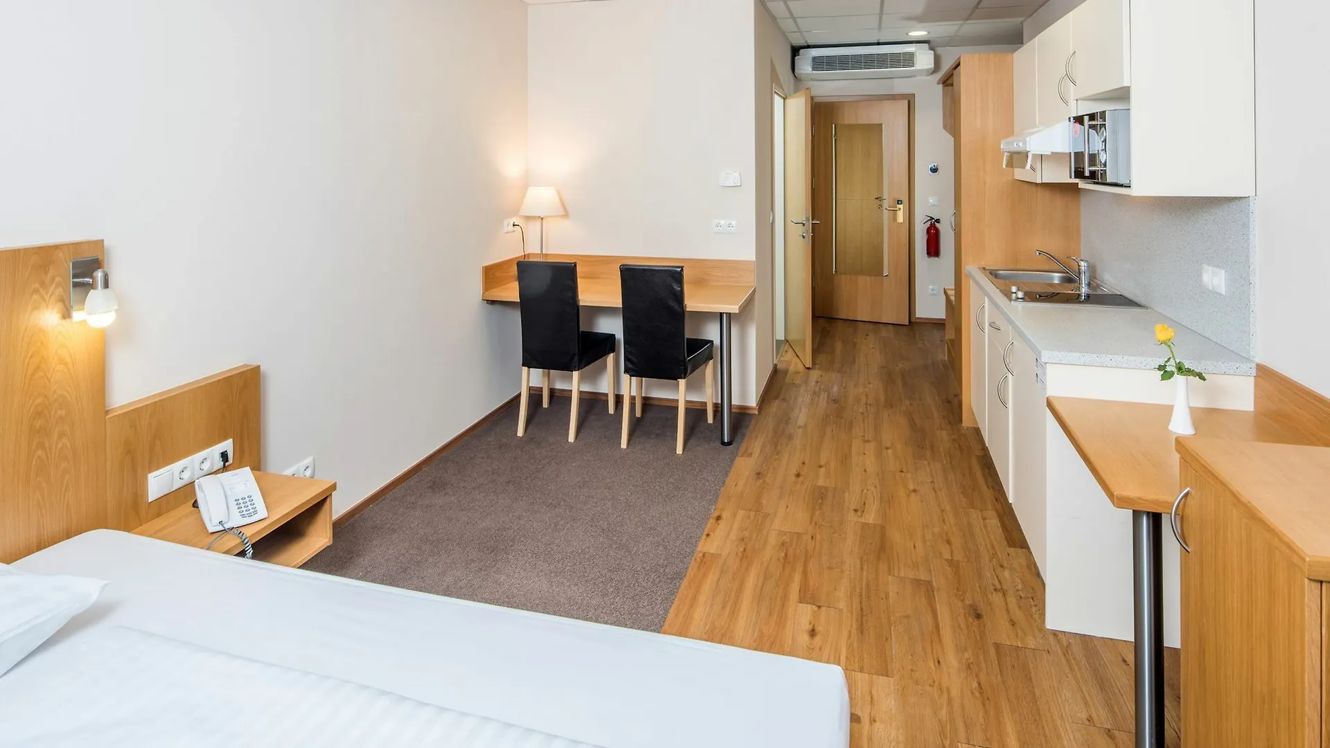 Hotel Novapark Flugzeughotel Graz